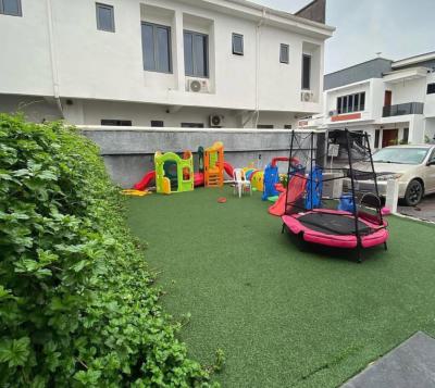 Fully Serviced 3-bedroom Apartment with Bq, Ologolo, Ologolo, Lekki, Lagos, Flat / Apartment for Rent