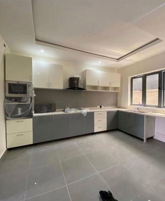 Fully Serviced 3-bedroom Apartment with Bq , Swimming Pool, Gym, Ologolo Road Lekki, Lekki, Lagos, Flat / Apartment for Rent