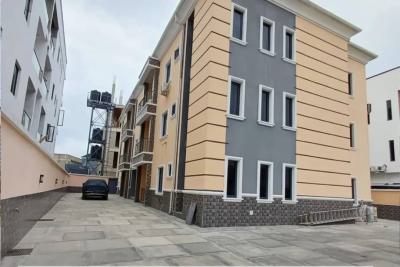 Decent  3 Bedroom Apartment + Bq Available, Lekki Phase 1, Lekki, Lagos, Flat / Apartment for Rent