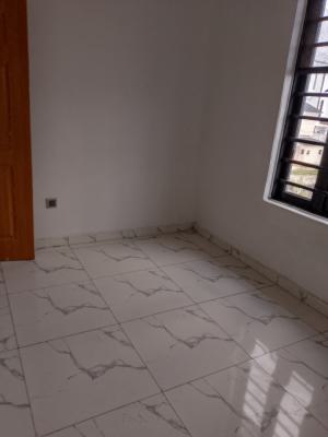 Beautiful Room and Parlour Shared Apartment, Ikota Villa, Lekki, Lagos, Flat / Apartment for Rent