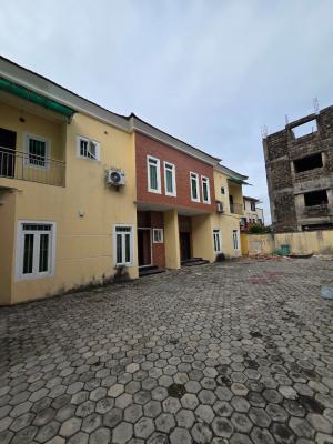 a Well Maintained  4 Bedroom  Semi-detached Duplex with a Room Bq, Lekki Phase 1, Lekki, Lagos, Semi-detached Duplex for Rent