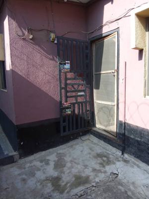 Lovely Neat Self with Parking Space, Yaba, Lagos, Self Contain (single Rooms) for Rent