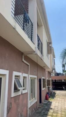 Distress 6 Bedr Detached & Bq, Location: Northern Foreshore, Chevron Lekki Lagos, Lekki, Lagos, Detached Duplex for Sale