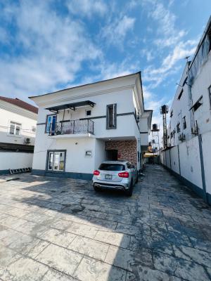 Standard 2 Bedroom Apartment in a Secured Neighborhood, Lekki Phase1, Lekki Phase 1, Lekki, Lagos, Flat / Apartment for Rent