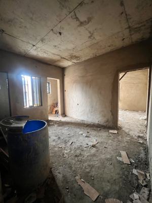 Lone Lease Investment!! Studio Apartment, Pedro, Gbagada, Lagos, Self Contain (single Rooms) for Sale