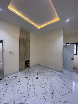 Single Spacious Room Upstairs Shared Apartment, Agungi, Lekki, Lagos, Self Contain (single Rooms) for Rent