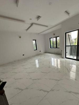 3bedroom Terraced Duplex with a Bq in Yaba  Price : 175m Tittle: C of, Yaba, Lagos, Terraced Duplex for Sale