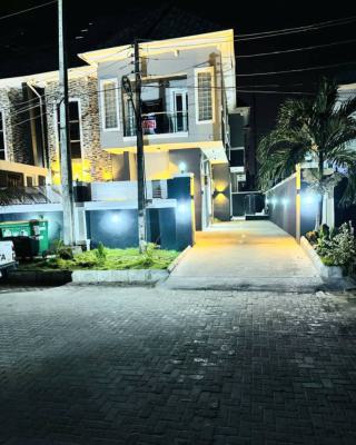 Luxury 4 Bedrooms Semi Detached Duplex, Chevy View, Lekki, Lagos, Semi-detached Duplex for Sale