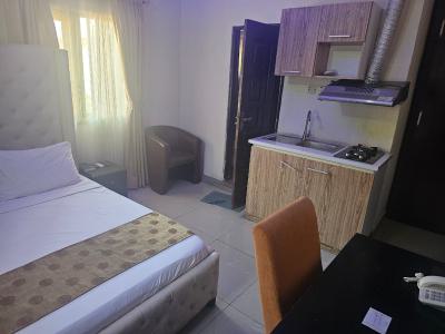 Fully Furnished Studio Apartment, Off Admiralty Way, Lekki Phase 1, Lekki, Lagos, Self Contain (single Rooms) for Rent