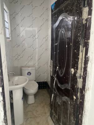 3bedroom Block of Flat Ground Floor, Apo, Abuja, Block of Flats for Sale