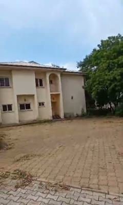 Old House Available for Outright Purchase, Asokoro District, Abuja, Detached Duplex for Sale