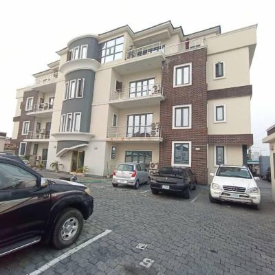Fully Serviced Apartment with Modern Finishes!, Lekki Phase 1, Lekki, Lagos, Flat / Apartment for Rent