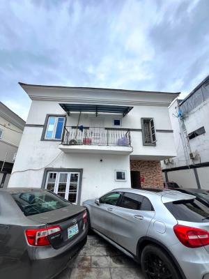 Spacious 2bedroom Apartment in a Secure Estate, Lekki Phase 1, Lekki, Lagos, Flat / Apartment for Rent