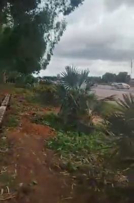 Car Stand Space ,1500sqm, on The Express, Strategically Located, Wuse Zone7, Wuse, Abuja, Commercial Land for Rent
