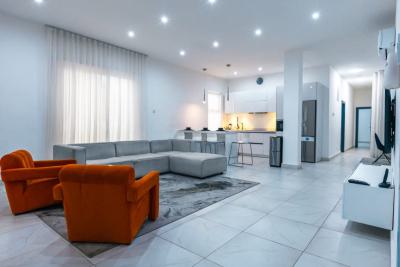 2 Units of 2 Bedroom Penthouses with Swimming Pool and Gym, Ayodele Odubiyi Street, Lekki Right, Lekki Phase 1, Lekki, Lagos, Flat / Apartment Short Let