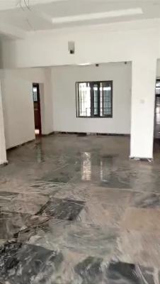 3bedrooms Apartment, By Gilmore, Tarred Road, Jahi, Abuja, Flat / Apartment for Rent