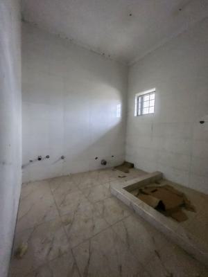 Well Spacious 4 Bedrooms Townhouse with Bq., Dawaki, Gwarinpa, Abuja, House for Sale