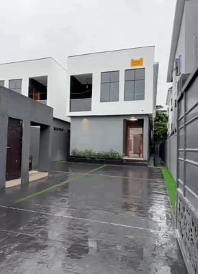 5 Bedroom Fully Detached Duplex with Bq, Ologolo, Lekki, Lagos, Detached Duplex for Sale