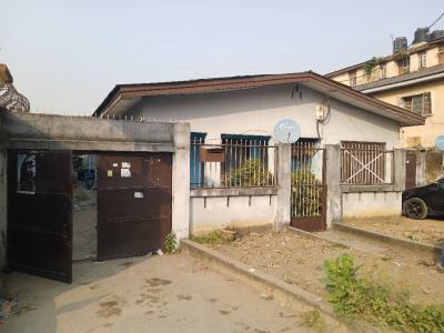 5 Bedroom Bungalow, Lawani Street, Onike, Yaba, Lagos, Detached Bungalow for Sale