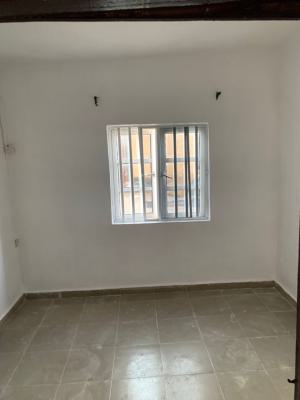 2bedroom Apartment, Olowora, Magodo, Lagos, Flat / Apartment for Rent