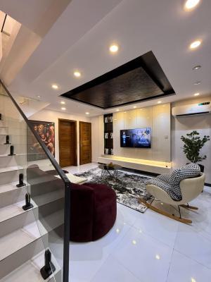 Deluxe 2 Bedroom Terrace Duplex with Pool, Gym and Ps5., Ikate, Lekki Phase 1, Lekki, Lagos, Detached Duplex Short Let