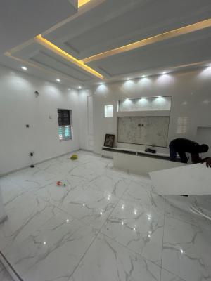 Luxurious Converted 1 Bedroom (mini Flat) Apartment with Fitted Open Plan Kitchen, Bera Estate, Chevron, Lekki Phase 2, Lekki, Lagos, Mini Flat (room and Parlour) for Rent