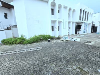 Spacious 5-bedroom Detached House with Bq., Victoria Island (vi), Lagos, Detached Duplex for Rent