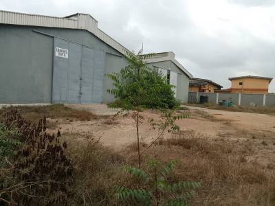 Warehouse   2 Bays Warehouse on 4,300sqm of Land, Apapa Oshodi Exp Way, Oshodi, Lagos, Warehouse for Sale