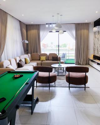 3 Bedroom with Swimming Pool  Available for Short/long Stay., Lekki Phase 1, Lekki, Lagos, Flat / Apartment Short Let