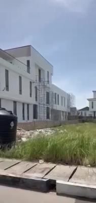 Strategically Located 806sqm...e Plot*  Location: Cowrie Creek Est, Cowrie Creek Estate, Ikate, Lekki, Lagos, Ikate, Lekki, Lagos, Land for Sale