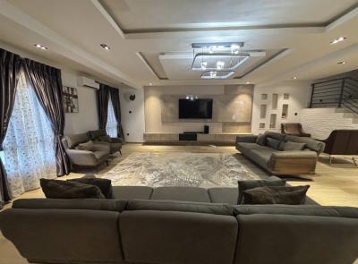 Beautiful 3 Bedroom, Lekki, Lagos, Hotel / Guest House Short Let