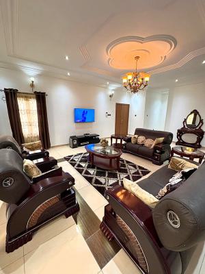 Elegantly Furnished and Serviced Luxury 4 Bedroom Duplex Apartment, Magodo, Shangisha, Gra Phase 2, Magodo, Lagos, Flat / Apartment Short Let