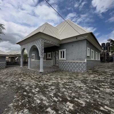 3 Bedroom Fully Detached Bungalow, Life Camp, Abuja, Detached Bungalow for Sale