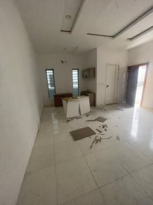 Spacious Studio Apartment, Dpkay Estate Orchid, Lekki Phase 1, Lekki, Lagos, Flat / Apartment for Rent