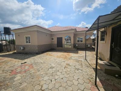 Exquisite 4 Bedroom Bungalow with 2 Bq, Bwari, Abuja, Detached Bungalow for Sale