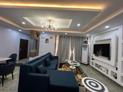 Comfortable 2 Bedrooms Apartment with Swimming Pool, By Gilmore, Jahi, Abuja, Flat / Apartment Short Let