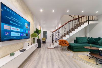 Luxury 2 Bedrooms Duplex, By Admiralty Way, Lekki Phase 1, Lekki, Lagos, Terraced Duplex Short Let