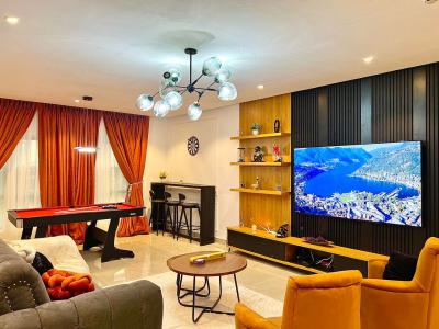 Exclusive Stunning Home Ideal for Both Relaxation and Fun, Lekki Phase 1, Lekki, Lagos, Flat / Apartment Short Let
