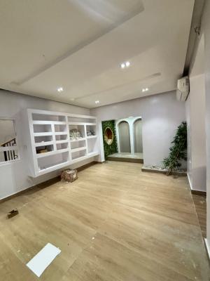 Lovely 60sqm Space, Lekki Phase 1, Lekki, Lagos, Shop for Rent