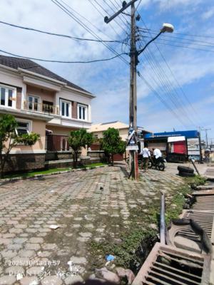 Commercial 5bedroom Duplex with Bq in a Very Good Location, Lekki Phase 2, Lekki, Lagos, Restaurant / Bar for Rent