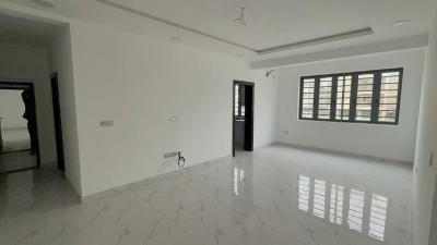 2 Bedroom Luxurious Flat in an Awesome Area, Off Freedom Way, Lekki Phase 1, Lekki, Lagos, Flat / Apartment for Sale