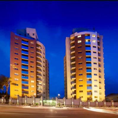 Executive 3bedroom Penthouse in Building of 12 Floors, Old Ikoyi, Ikoyi, Lagos, House for Sale