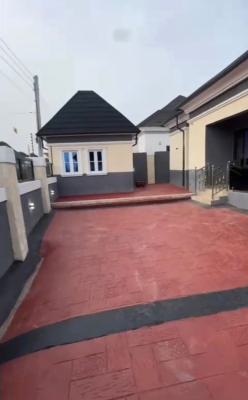 Luxury 3bedroom En-suite Bungalow + 1bedroom Bq, Gwarimpa Extension in an Estate, Gwarinpa, Abuja, Detached Bungalow for Sale