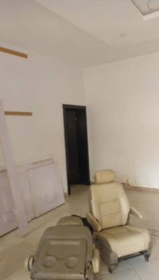 Lovely 3 Bedroom Flat, Olowora, Magodo, Lagos, Flat / Apartment for Rent