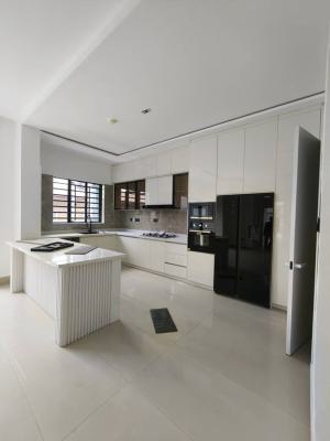 Newly Built 2bedrooms Flat, Lekki Phase1, Lekki Phase 1, Lekki, Lagos, Flat / Apartment for Sale