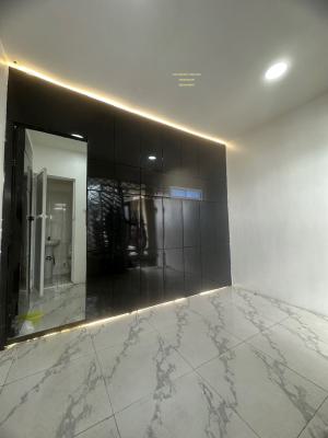 Nice Demarcated Commercial Space, Lekki Phase 1, Lekki Phase 1, Lekki, Lagos, Office Space for Rent