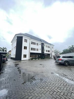 3 Bedroom Apartment, Lekki Phase 1, Lekki, Lagos, Flat / Apartment for Rent