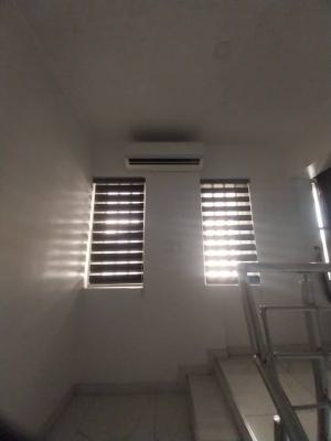 Clean and Spacious Serviced 3 Bedroom Apartment with Bq on 2nd Floor, Lekki Phase 1, Lekki, Lagos, Flat / Apartment for Sale