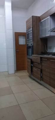 Well Maintained 3 Bedroom Apartment with Bq, Bourdillon Road Ikoyi Lagos State, Ikoyi, Lagos, Flat / Apartment for Rent