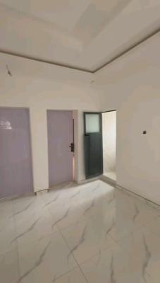 Very Spacious 2 Bedroom Apartment, Unilag Axis, Akoka, Yaba, Lagos, Flat / Apartment for Rent